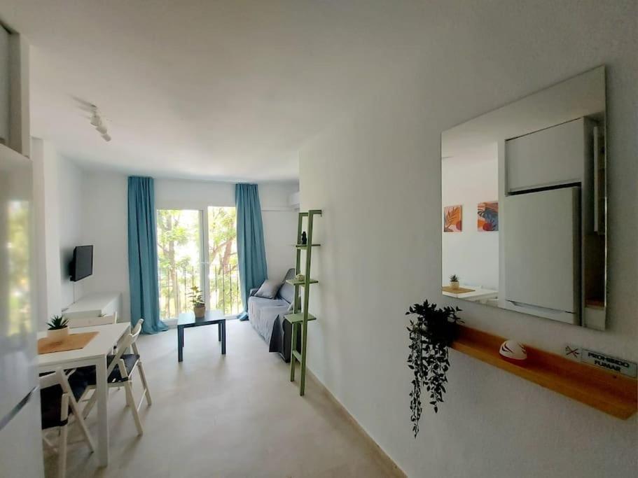 Nice Flat Close To The Centre Malaga Ngoại thất bức ảnh